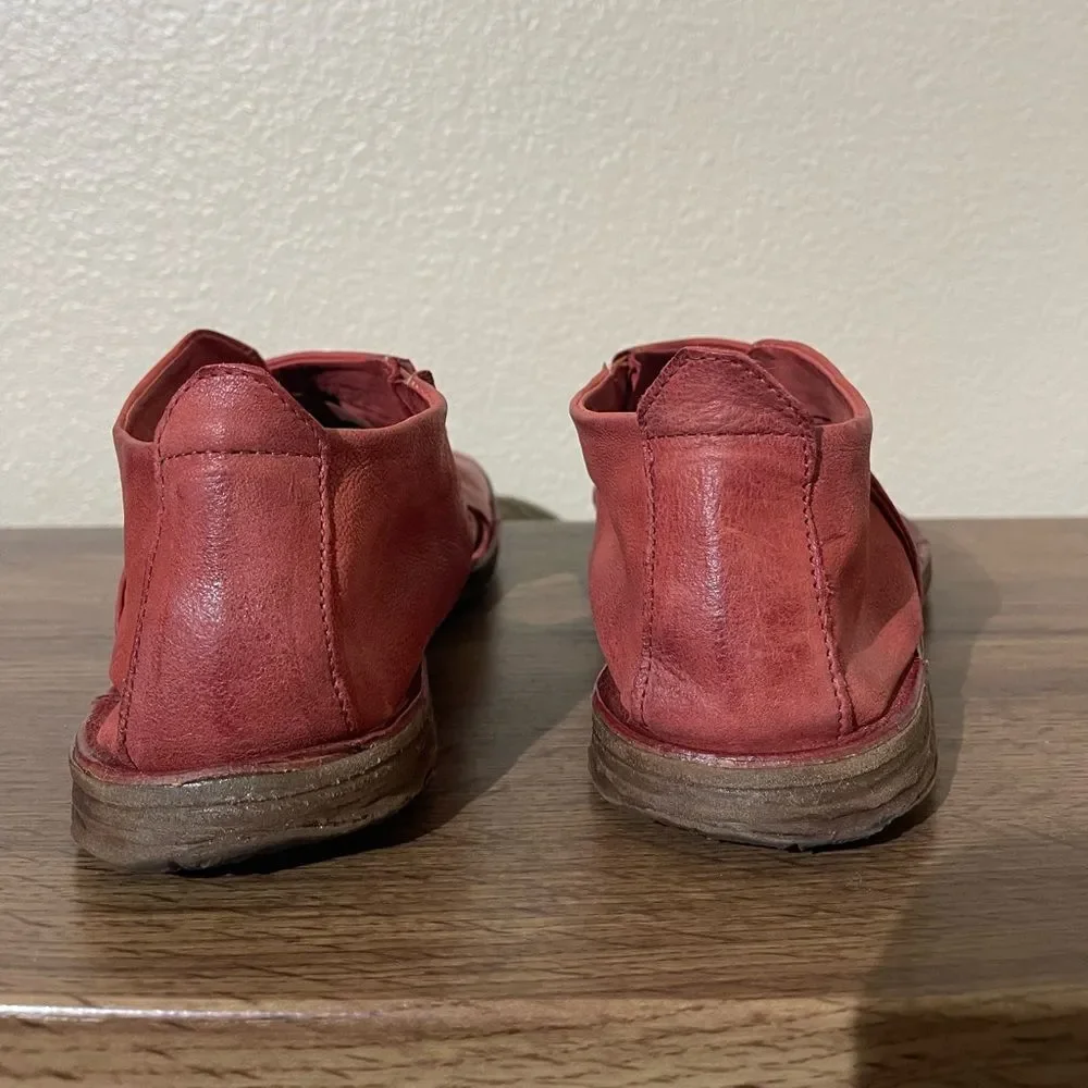 Sold  - Picture 4 of 10